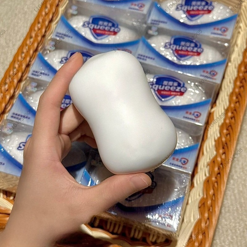1pc Crunchy Soap Ball Squishy  - Kids Toys Easter のレビューと価格