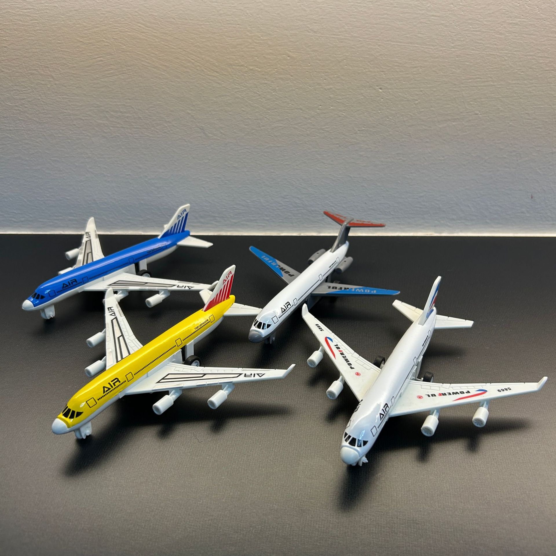 Miniature Aviation Model Child - Kids Toys Supplier のレビューと価格